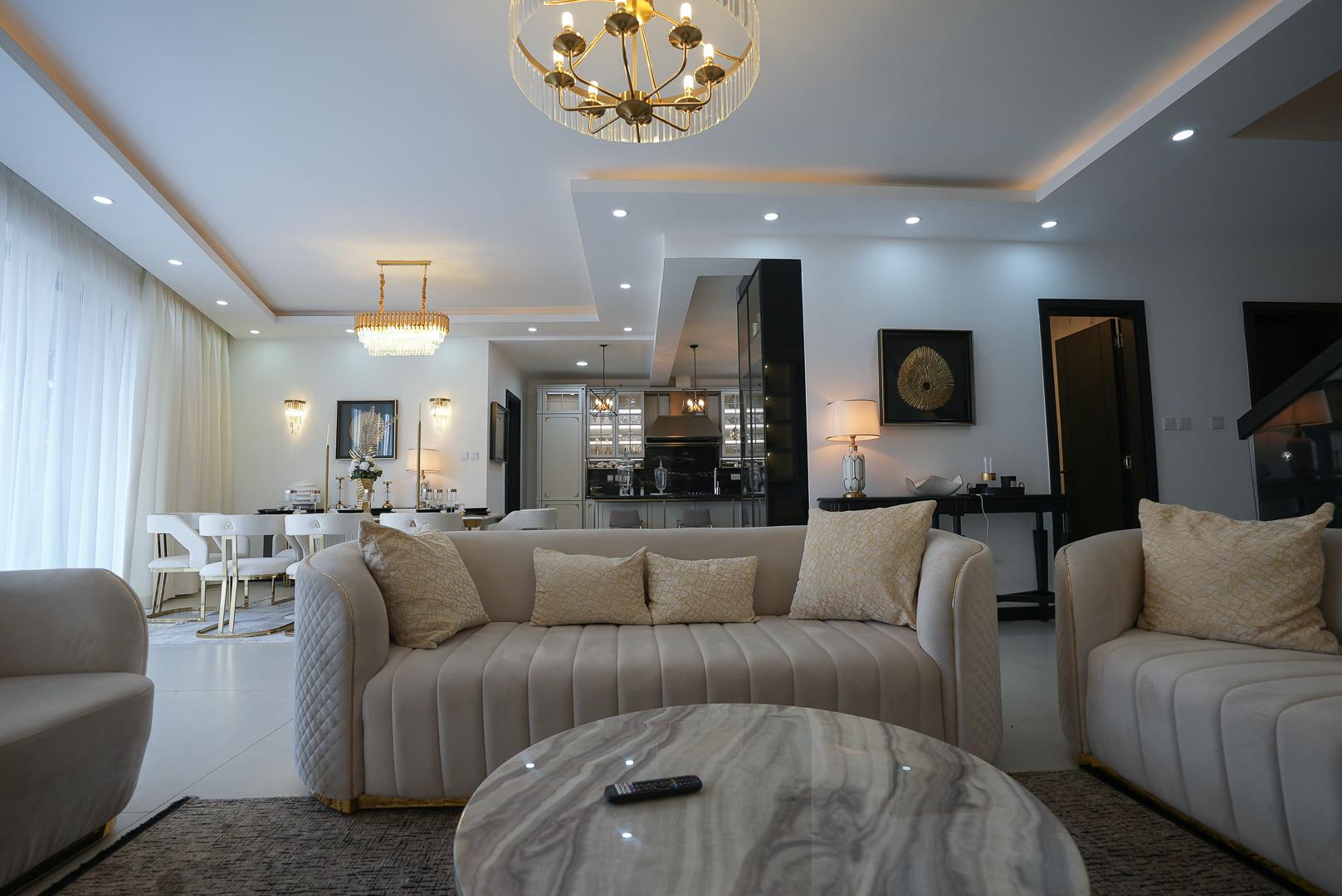 4 Bed Duplex Apartments + DSQ