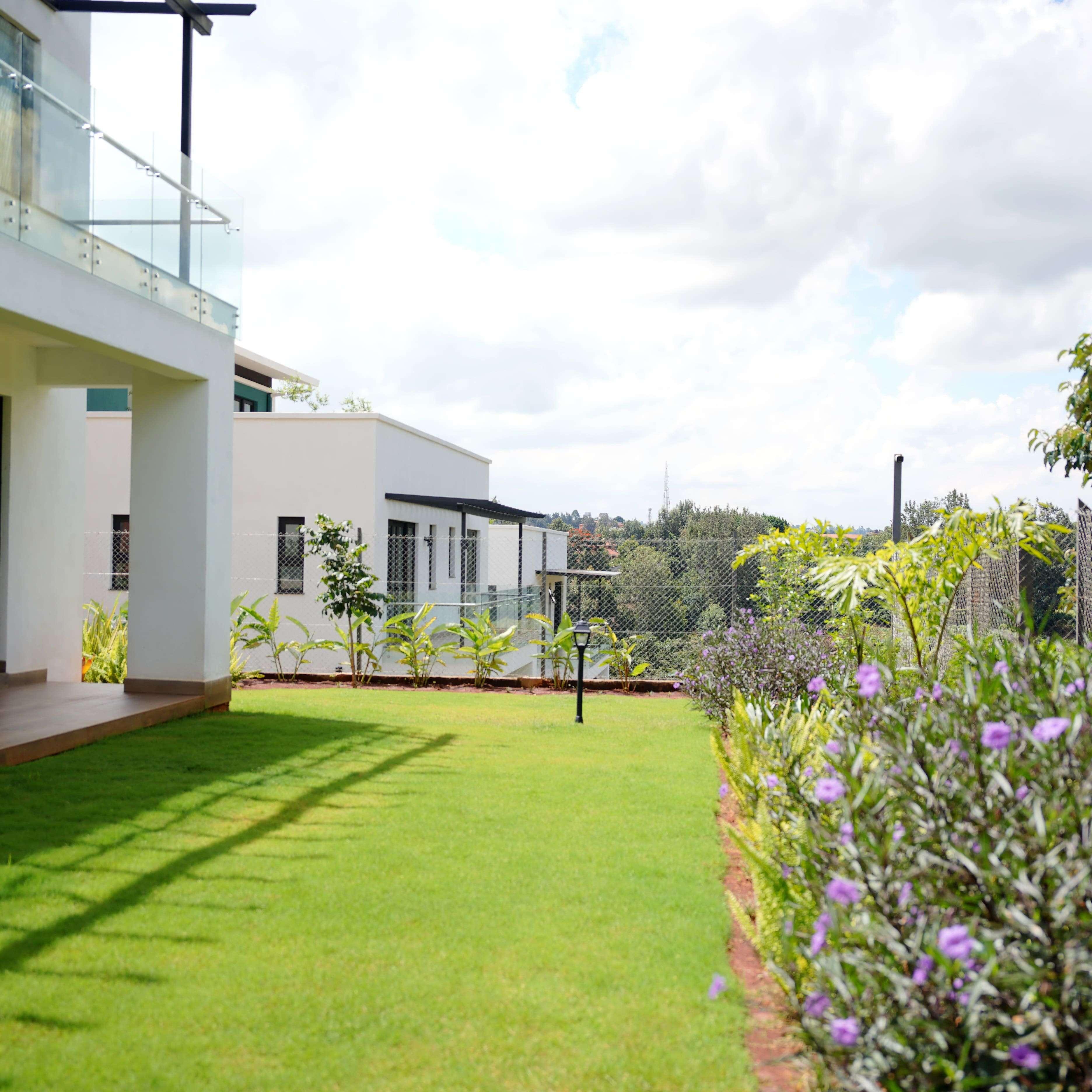 5 bedroom townhouse